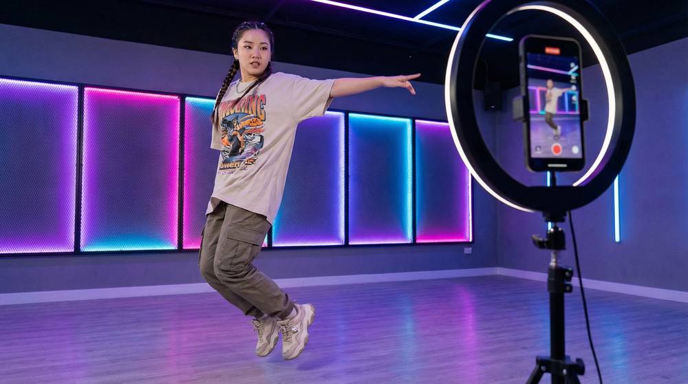 17c一起草舞蹈视频